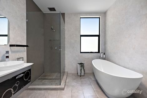 Property photo of 28 Blackbutt Avenue Lugarno NSW 2210