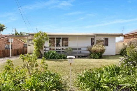 16 Tradewinds Ave, Sussex Inlet, NSW 2540