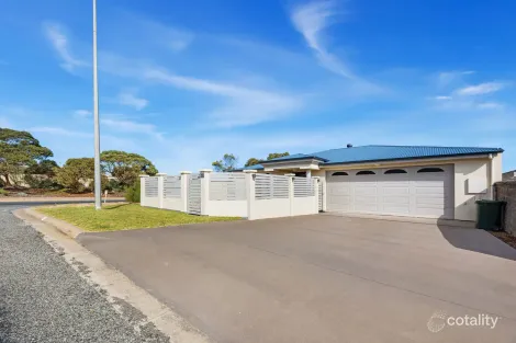 Property photo of 27 Bridge Crescent Port Lincoln SA 5606