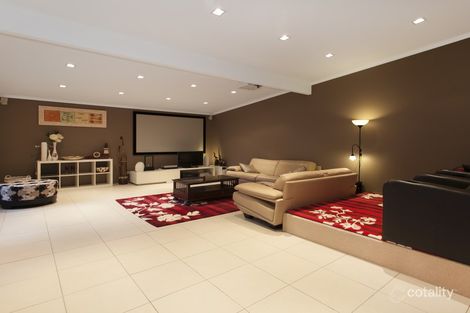 Property photo of 2 Rainsby Court Carindale QLD 4152