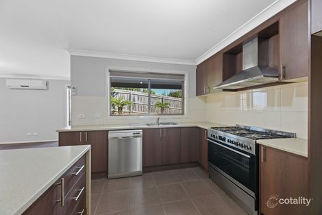 Property photo of 27 Claudia Crescent Drouin VIC 3818