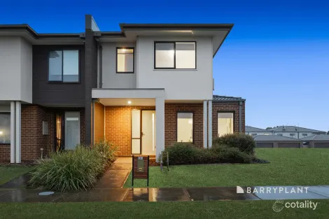 14 Harrison Way, Pakenham, VIC 3810