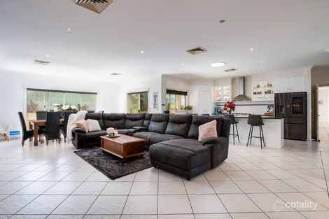 Property photo of 1 Bruno Place Lavington NSW 2641