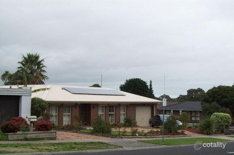 Property photo of 195 James Cook Drive Endeavour Hills VIC 3802