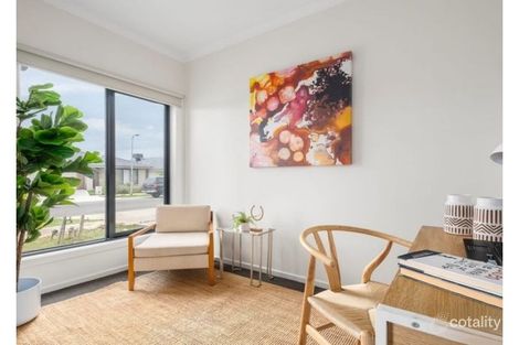 Property photo of 41 Belladonna Circuit Wallan VIC 3756