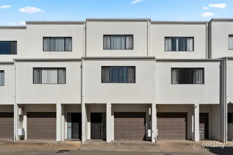 Property photo of 14/1-15 Tulloch Drive St Clair SA 5011