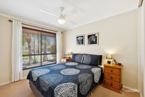 Property photo of 36 Browning Crescent Parafield Gardens SA 5107