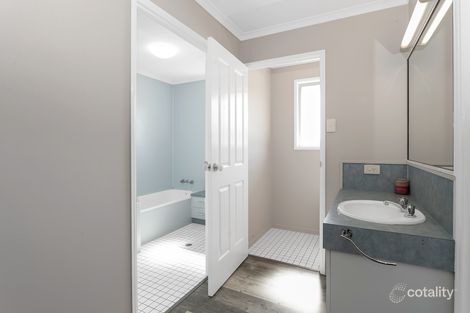 2 Fleming Ct, South Mackay, QLD 4740