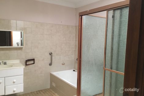 Property photo of 39/212-222 Harrow Road Glenfield NSW 2167