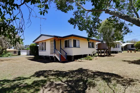 29 Mitchell St, Monto, QLD 4630