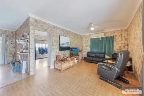 Property photo of 33 Woodswallow Drive Moolboolaman QLD 4671