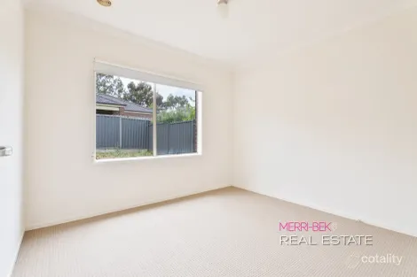 Property photo of 40 Marathon Boulevard Craigieburn VIC 3064