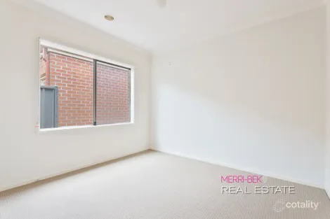 Property photo of 40 Marathon Boulevard Craigieburn VIC 3064