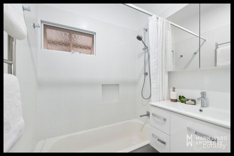 Property photo of 58 Fegen Drive Moorooka QLD 4105
