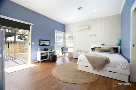 Property photo of 17 Gladstone Street Hamlyn Heights VIC 3215
