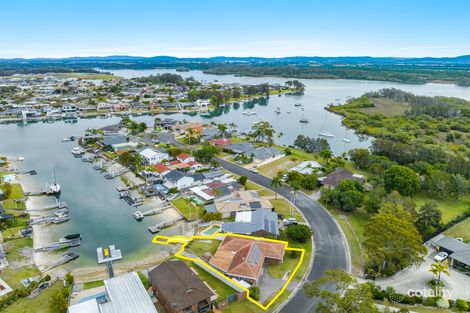 Property photo of 7 Westringia Place Yamba NSW 2464