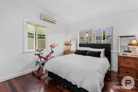 Property photo of 38 Solar Street Coorparoo QLD 4151