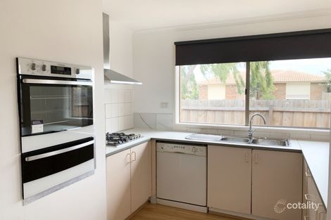 Property photo of 73 Flemington Crescent Werribee VIC 3030