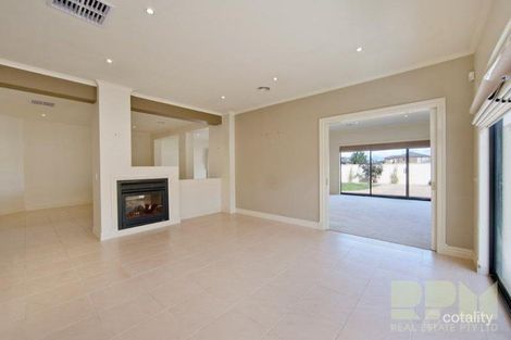 Property photo of 39 Dunkirk Drive Point Cook VIC 3030