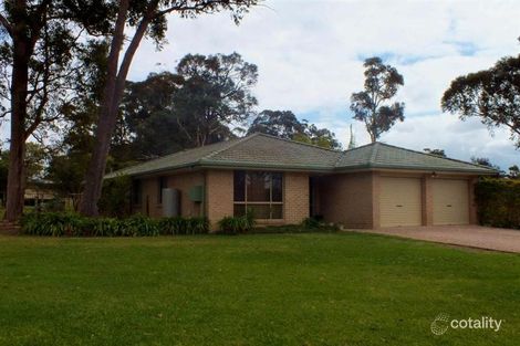 Property photo of 4 Barton Close Medowie NSW 2318