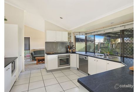 Property photo of 29 Ilaroo Crescent Warana QLD 4575