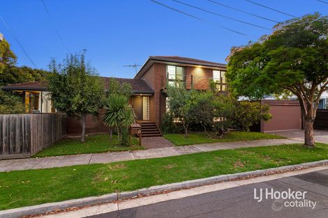 Property photo of 17 McIntyre Drive Altona VIC 3018