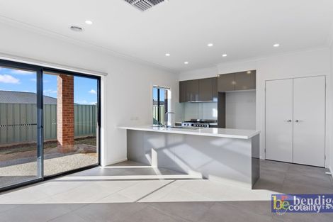 Property photo of 14 Cloverfields Crescent Epsom VIC 3551