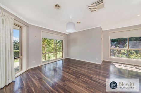 Property photo of 6 Pemberton Place Jerrabomberra NSW 2619