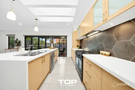 Property photo of 49 Parkgate Drive Clyde North VIC 3978