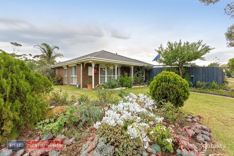 Property photo of 40 Flinders Crescent Wyndham Vale VIC 3024