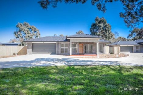 Property photo of 2/20 Regan Drive Romsey VIC 3434