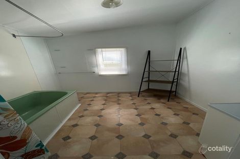 12 Oak St, Emu Park, QLD 4710