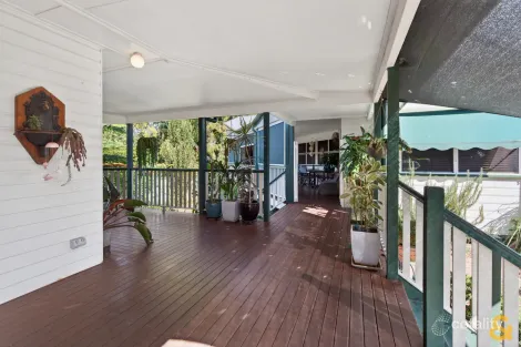Property photo of 64 Chandos Street Wynnum West QLD 4178