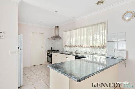 Property photo of 30 Linthorpe Drive Yarrawonga VIC 3730