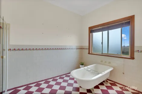 Property photo of 236 Day Road Reeves Plains SA 5502