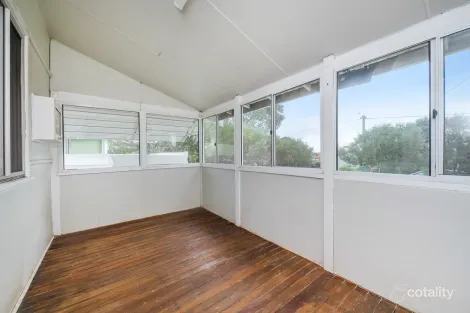 Property photo of 10 Walarat Road Northam WA 6401