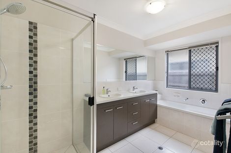 Property photo of 32 Hillsborough Circuit Mountain Creek QLD 4557