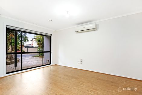 Property photo of 42 Wisla Circuit Roxburgh Park VIC 3064