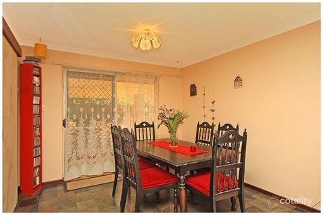 Property photo of 11 Rhagodia Court Heathridge WA 6027