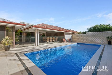 Property photo of 35 Chesters Way Winthrop WA 6150