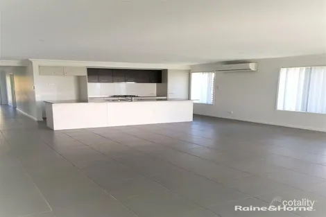 Property photo of 30 Maree Place Redland Bay QLD 4165