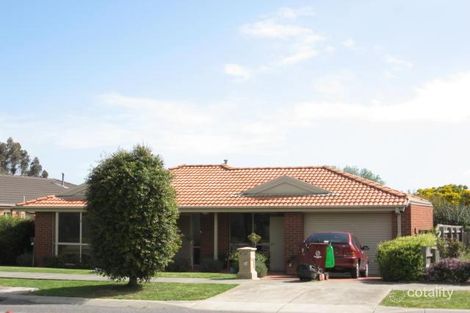 27 Bellevue Dr, Berwick, VIC 3806