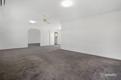 Property photo of 39 Thagoona Haigslea Road Thagoona QLD 4306