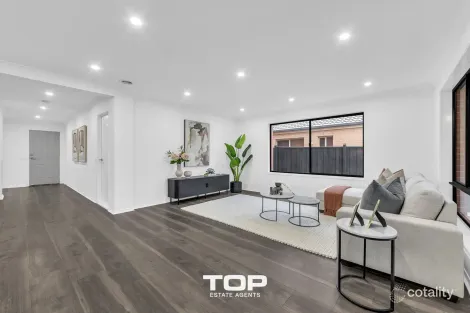 Property photo of 23 Mariposa Grove Cranbourne VIC 3977