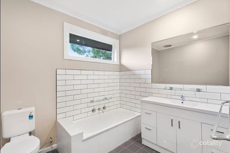 Property photo of 1 Glenda Street Doncaster VIC 3108