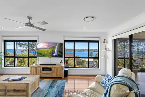 Property photo of 210A Coal Point Road Coal Point NSW 2283