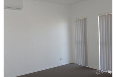 Property photo of 28 Hasemann Crescent Upper Coomera QLD 4209