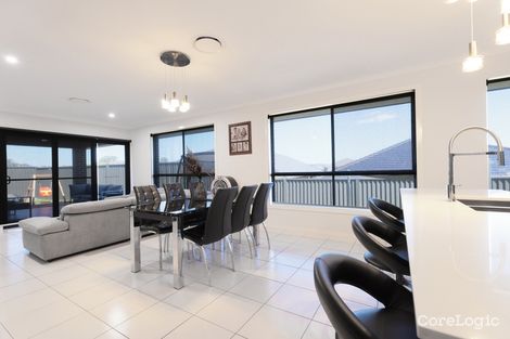 Property photo of 4 Wattlecrest Place Glenmore Park NSW 2745