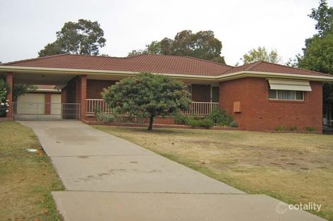 26 Renwick Ct, Lavington, NSW 2641