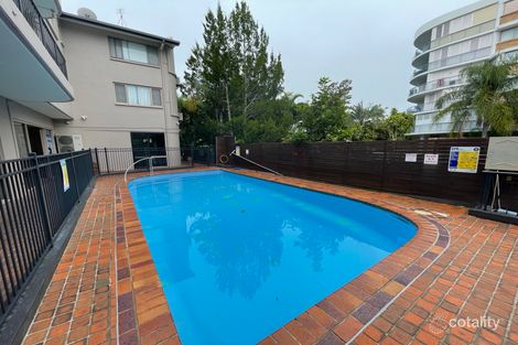 Property photo of 2/383 Esplanade Torquay QLD 4655